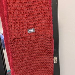 Ugg infinity scarf